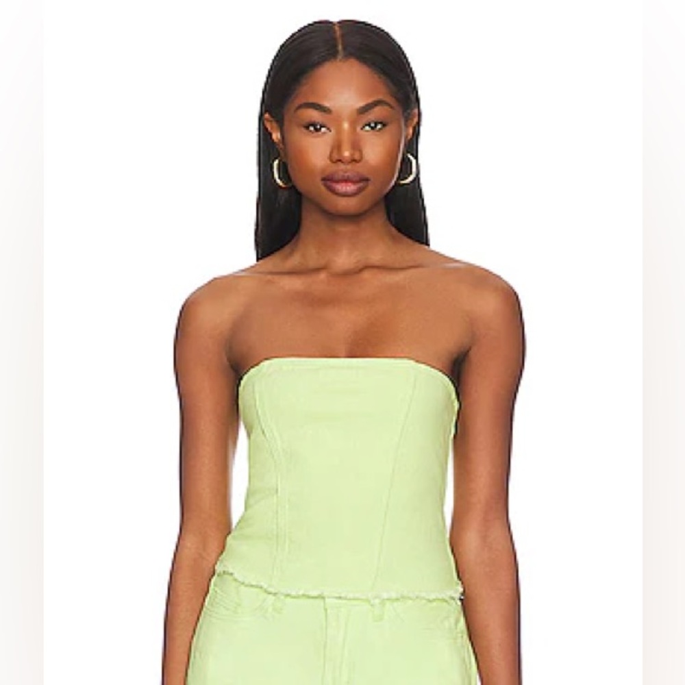 Domonique Strapless Denim
Top in Lime Green
